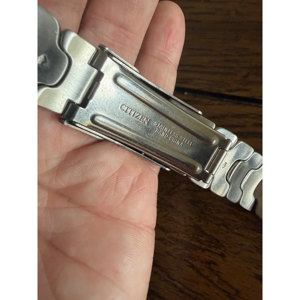 Citizen watch band